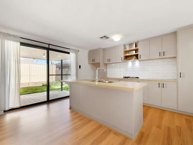 126A Blackwood Avenue, Hamilton Hill WA 6163