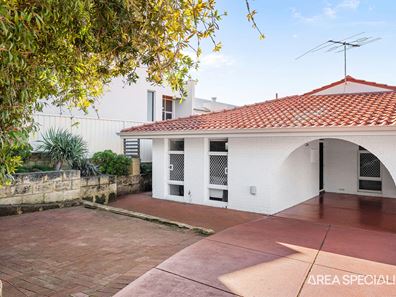 58 Brompton Road, Wembley Downs WA 6019