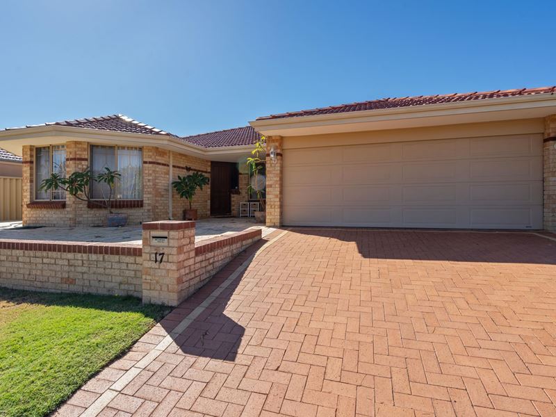 17 Beedelup Loop, Bibra Lake WA 6163