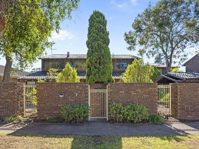 7 Hardy Road, Nedlands WA 6009