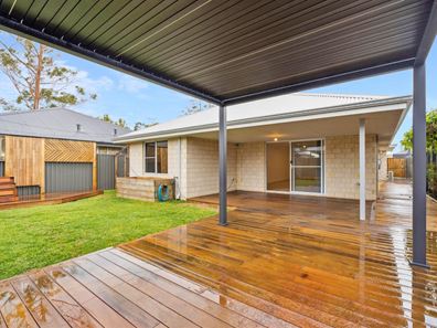 15 Fielders Street, Dayton WA 6055