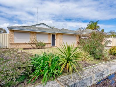 15 Lydia Place, Greenfields WA 6210