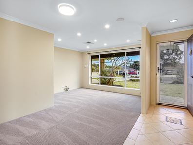 15 Lydia Place, Greenfields WA 6210