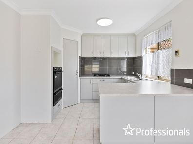 7 Berkeley Court, Nollamara WA 6061