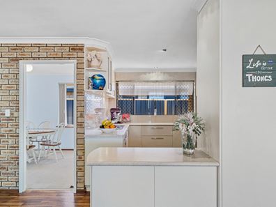 34 Parmelia Way, Madora Bay WA 6210