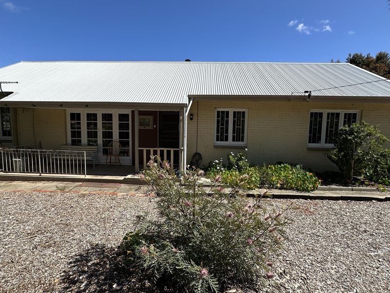 21 Stepney Road, Armadale