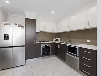 295B Harborne Street, Glendalough WA 6016