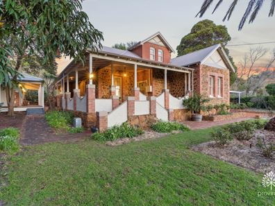 58 Davies Crescent, Gooseberry Hill WA 6076
