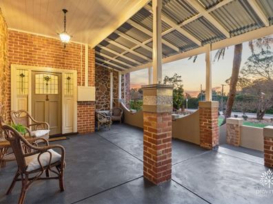 58 Davies Crescent, Gooseberry Hill WA 6076