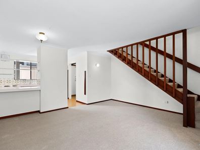 4/29 Alston Avenue, Como WA 6152