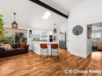 13 Sierra Chase, Leeming WA 6149