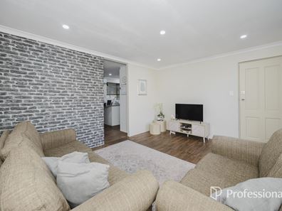 3/6 The Grove, Ballajura WA 6066