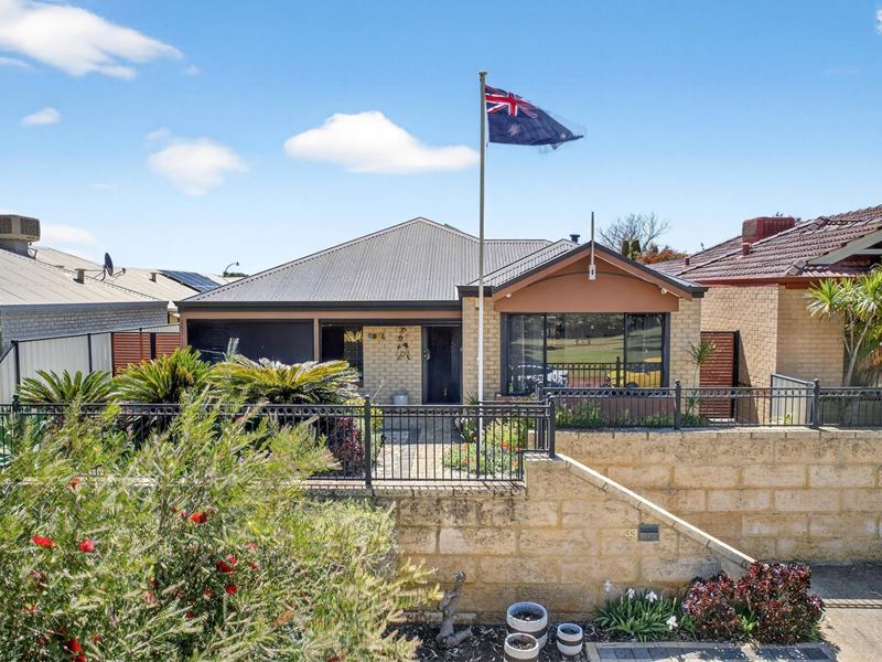 33 Homestead Drive, Clarkson WA 6030