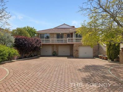 17 Constantine Way, Marangaroo WA 6064