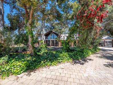 32 Avalon Road, Australind WA 6233