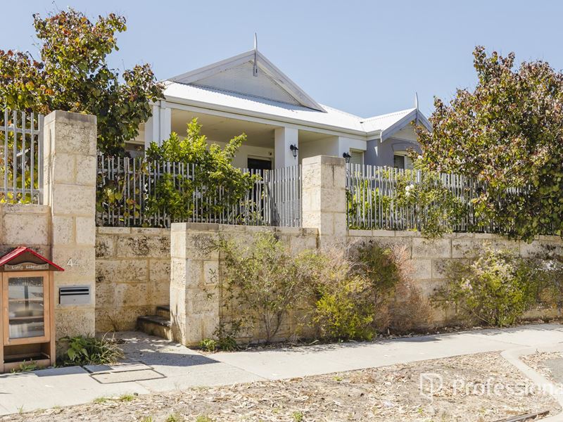 44 Beachside Parade, Yanchep WA 6035