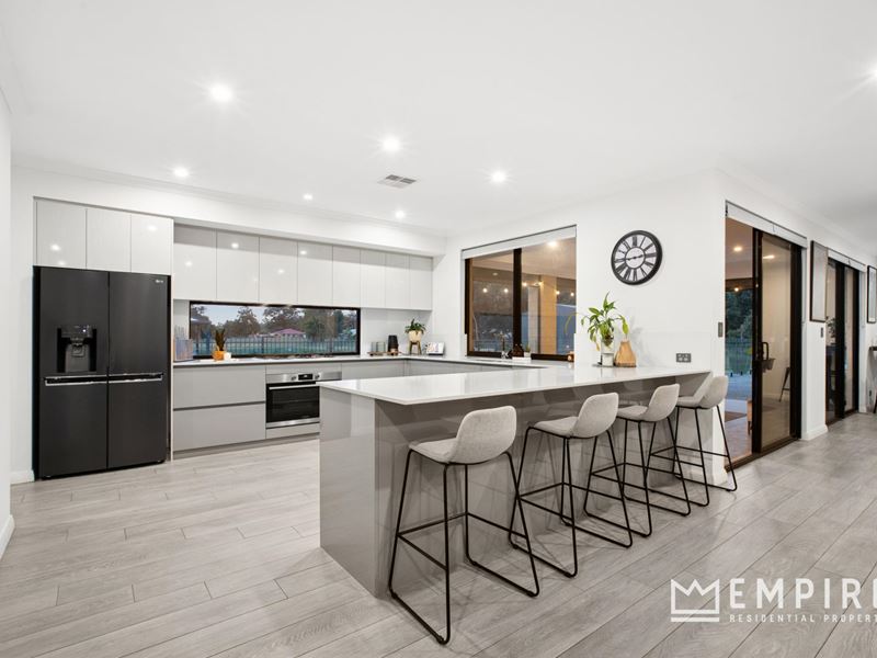 60 Windmill Avenue, Serpentine WA 6125
