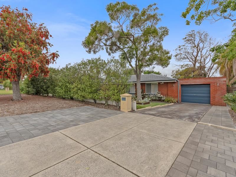 9 Fircroft Way, Hamersley WA 6022