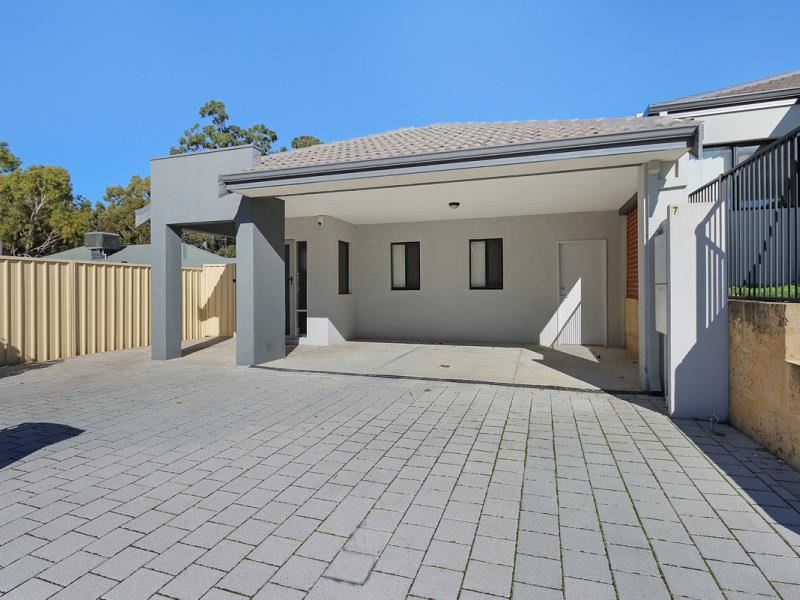 7/10 Duke Street, Bentley WA 6102