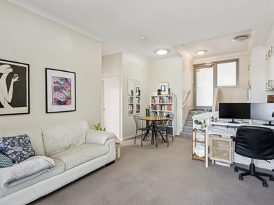 25/35 Malata Crescent, Success WA 6164