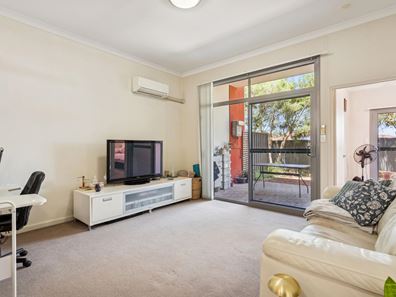 25/35 Malata Crescent, Success WA 6164
