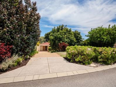 9 Airdrie Corner, Kinross WA 6028