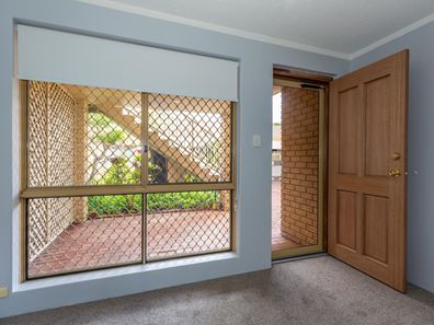 1/10-12 Byers Road, Midland WA 6056