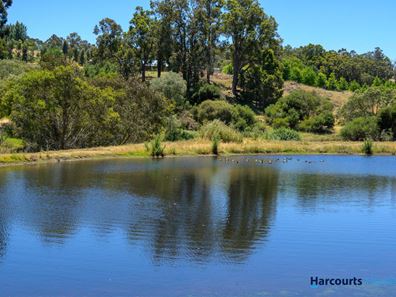 35 Bramley Place, Kangaroo Gully WA 6255