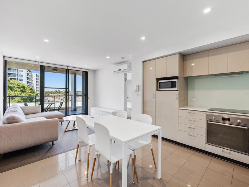 72/1 Rowe Avenue, Rivervale WA 6103