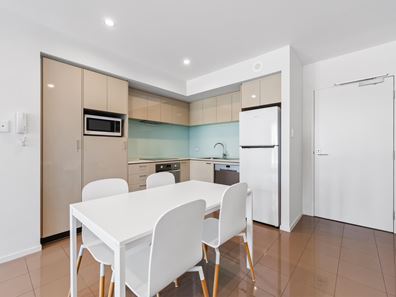 72/1 Rowe Avenue, Rivervale WA 6103