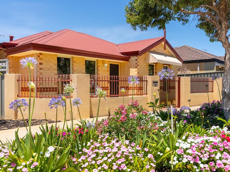 28 Thaxted Street, Wellard WA 6170