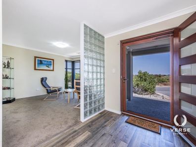 33 Torwood Edge, Halls Head WA 6210