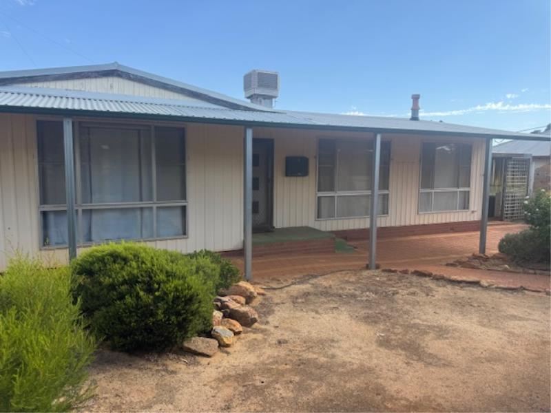 6 Newman Street, Corrigin