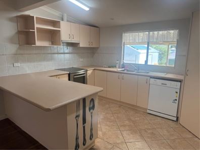 6 Newman Street, Corrigin WA 6375