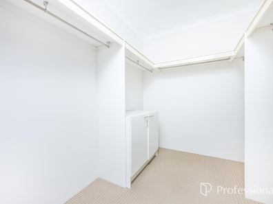 11 Gamboge Street, Eglinton WA 6034