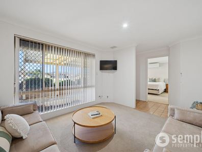 13 Begonia Close, Yangebup WA 6164