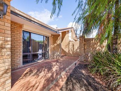 11 Brigadoon Place, Cooloongup WA 6168