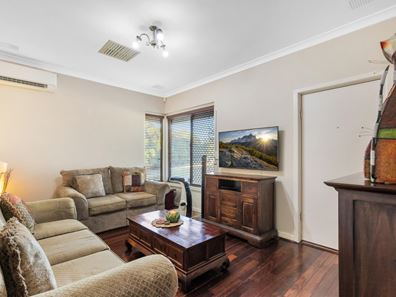 5 Hilory Street, Coolbellup WA 6163