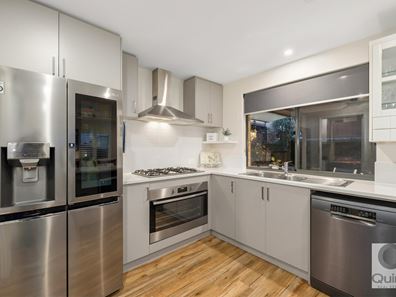 13/74 Carbeen View, Piara Waters WA 6112