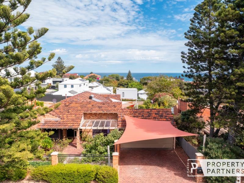 99 Stanley Street, Scarborough WA 6019