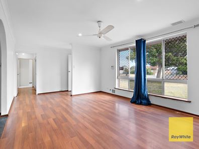 24 Coachwood Way, Maddington WA 6109