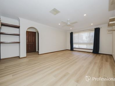 3 Borden Road, Marangaroo WA 6064