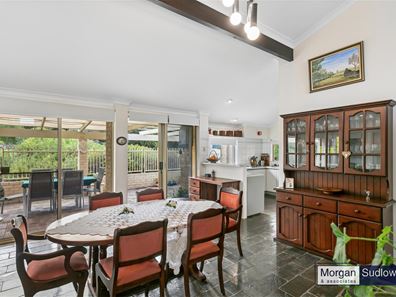 1 Narla Road, Swanbourne WA 6010