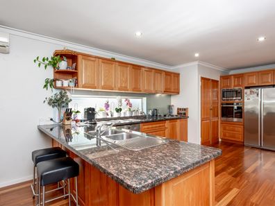 15 Weldon Way, City Beach WA 6015