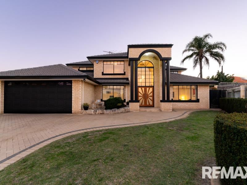 15 Kimbe Court, Mindarie