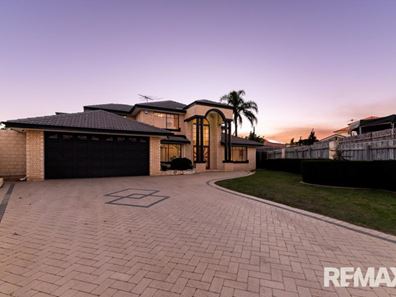 15 Kimbe Court, Mindarie WA 6030