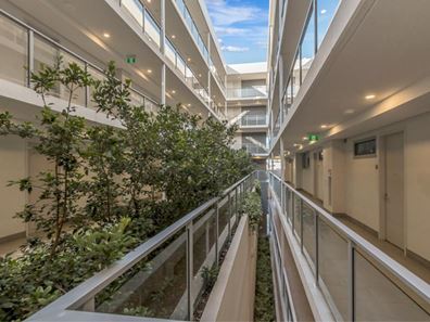 20/24 Flinders Lane, Rockingham WA 6168