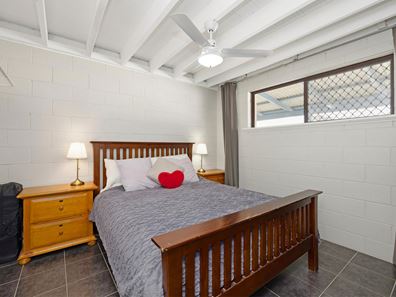 13/6 Cray Street, Lancelin WA 6044