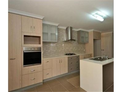 76 Charthouse Road, Waikiki WA 6169
