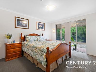 17B Tea Tree Way, Thornlie WA 6108